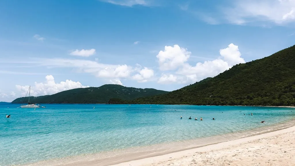 The Best Beaches in St. Thomas to Snorkel and Have Clear Water